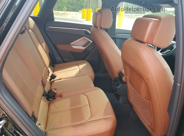 WA1AECF38L1125250 2020 AUDI Q3 Black Вид задніх сидінь