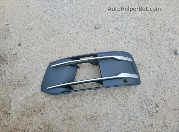 WA1AHAF70JD035861 2018 AUDI Q7 Silver VIN sticker view