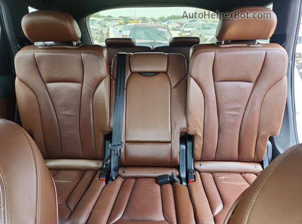 WA1AHAF73JD026023 2018 AUDI Q7 White Вид задніх сидінь
