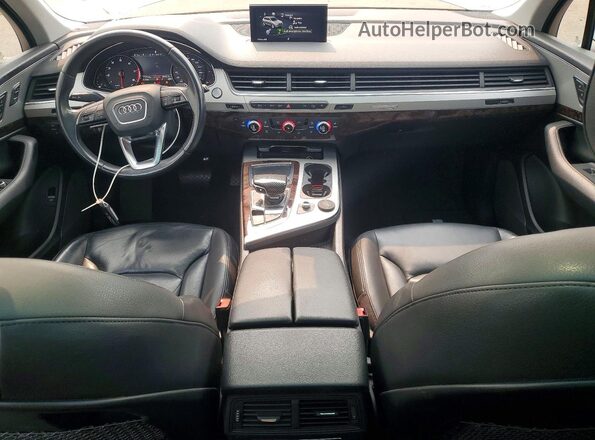 WA1AHAF73KD014620 2019 AUDI Q7 Silver Widok deski rozdzielczej