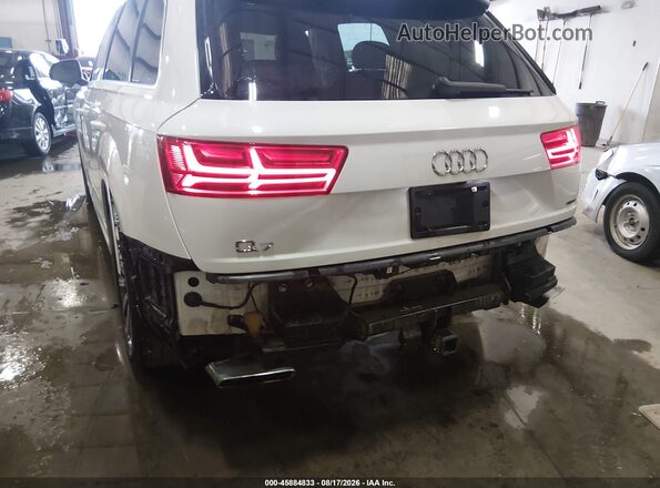 WA1AHAF76JD013900 2018 AUDI Q7 White Front view