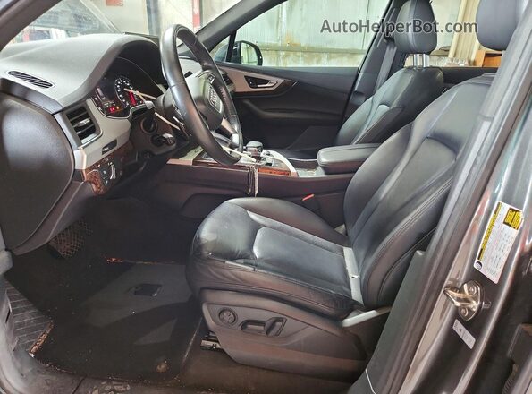 WA1AHAF76KD021528 2019 AUDI Q7 Серый Вид салона спереди