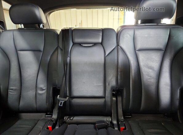 WA1AHAF76KD021528 2019 AUDI Q7 Серый Вид задних сидений