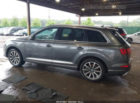 WA1AHAF79KD039554 2019 AUDI Q7 Gray 360 interior view