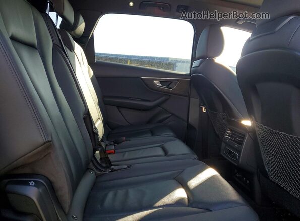 WA1AJAF73MD038813 2021 AUDI Q7 White Rear interior view