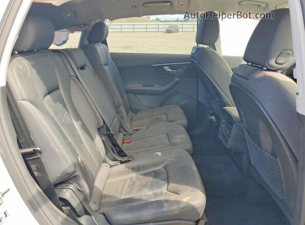 WA1AJAF75MD016361 2021 AUDI Q7 White 