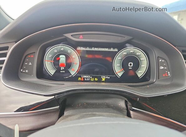 WA1AJAF7XMD023483 2021 AUDI Q7 Black Instrument cluster view