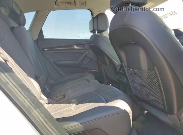 WA1ANAFY2K2125107 2019 AUDI Q5 White Vista interior trasera
