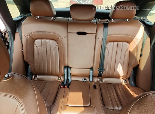 WA1ANAFY2K2128671 2019 AUDI Q5 Black Widok tylnych siedzeń