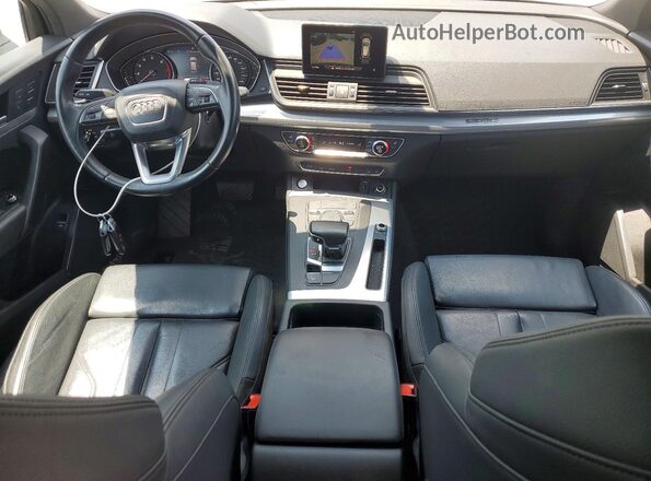 WA1ANAFY3L2083838 2020 AUDI Q5 Синий Вид панели приборов