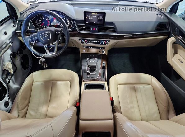 WA1ANAFY4K2136142 2019 AUDI Q5 White Առջևի վահանակի տեսք