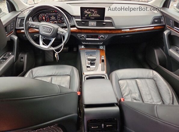 WA1ANAFY5J2011990 2018 AUDI Q5 Угольный Вид панели приборов