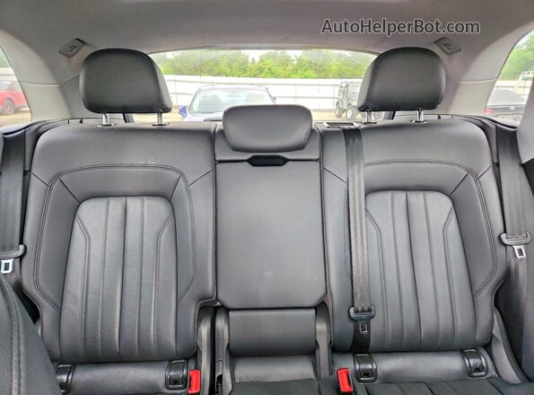 WA1ANAFY5K2048684 2019 AUDI Q5 Черный Вид задних сидений