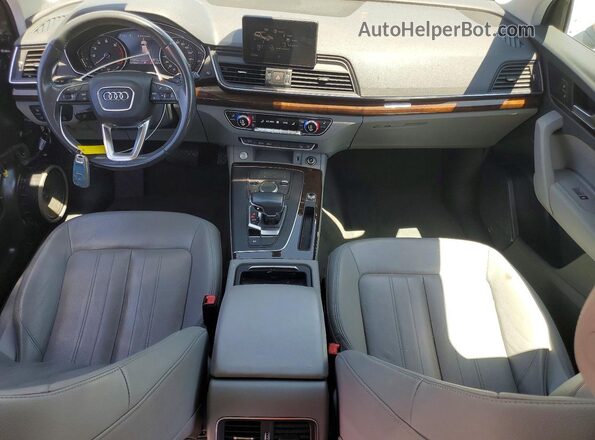 WA1ANAFY5K2090272 2019 AUDI Q5 Black Вид панелі приладів