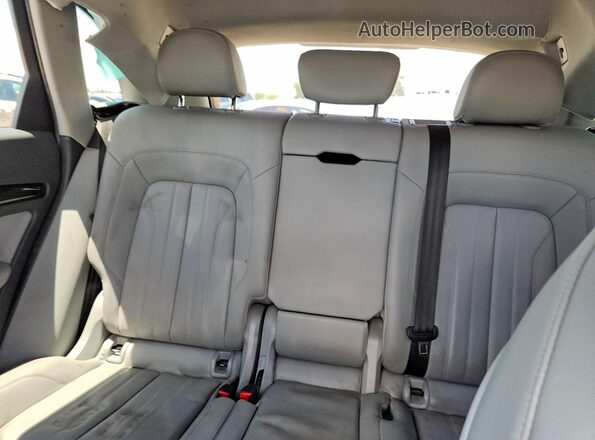 WA1ANAFY5K2118992 2019 AUDI Q5 Black Вид задніх сидінь