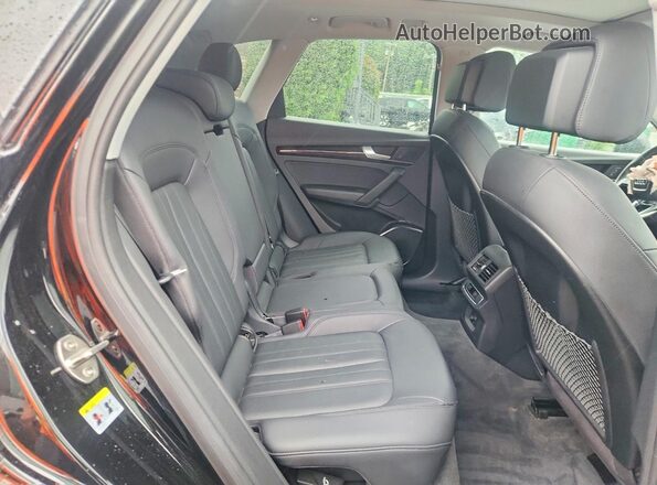 WA1ANAFY5L2044071 2020 AUDI Q5 Black Вид задньої частини салону