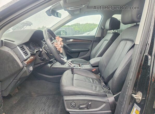 WA1ANAFY5L2044071 2020 AUDI Q5 Black Вид салону спереду
