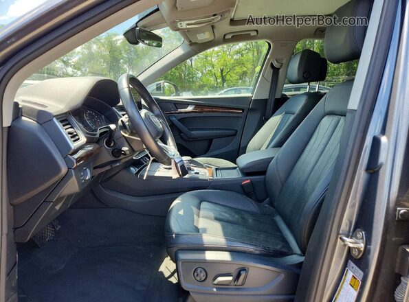 WA1ANAFY5L2091083 2020 AUDI Q5 Серый Вид салона спереди