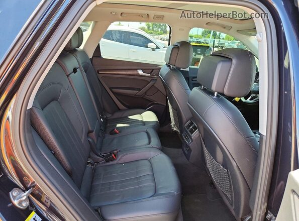 WA1ANAFY7K2062909 2019 AUDI Q5 Черный Вид задней части салона