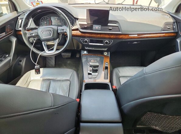 WA1ANAFY8J2002846 2018 AUDI Q5 Black Вид панелі приладів
