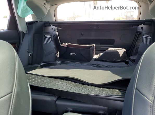 WA1ANAFY9J2006954 2018 AUDI Q5 Черный Вид задних сидений