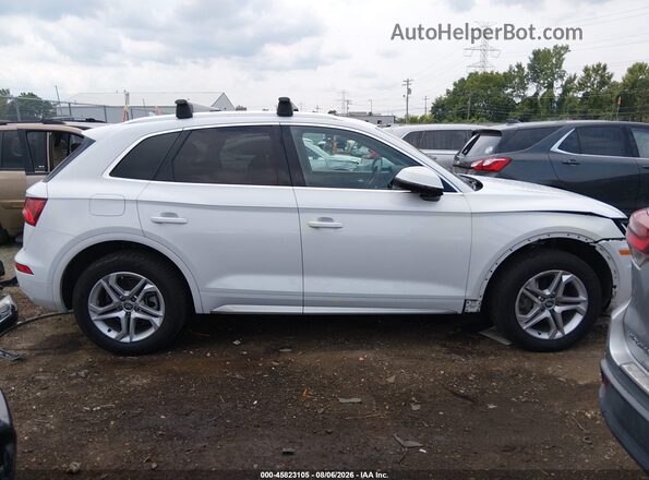 WA1ANAFY9K2115898 2019 AUDI Q5 White Սալոնի 360 աստիճան տեսք