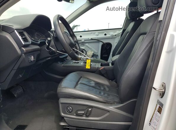 WA1ANAFYXK2103632 2019 AUDI Q5 White Вид салону спереду