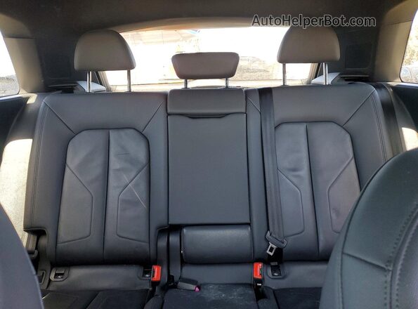 WA1AUCF33M1108201 2021 AUDI Q3 White Widok tylnych siedzeń