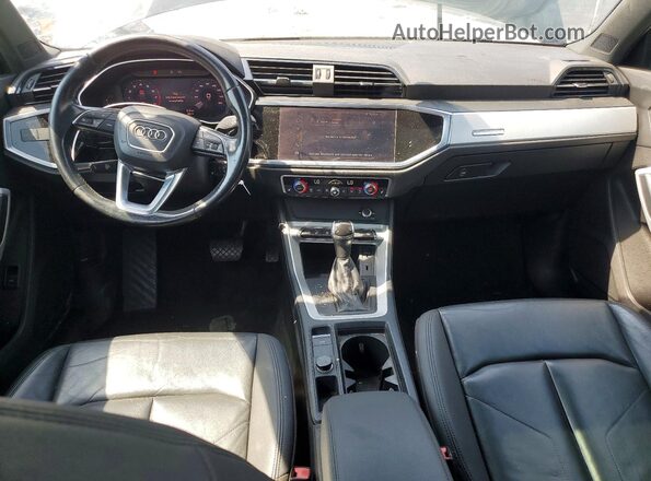 WA1AUCF36M1059091 2021 AUDI Q3 Black Dashboard view