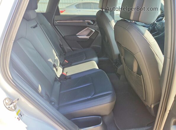 WA1AUCF36M1064372 2021 AUDI Q3 Белый Вид задних сидений