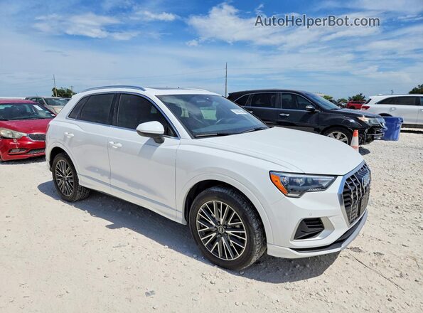 WA1AUCF36N1017442 2022 AUDI Q3 White Передня права чверть