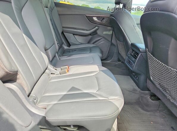 WA1AVAF14KD020463 2019 AUDI Q8 Белый Вид задней части салона