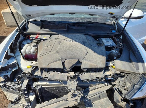 WA1AVAF16KD007343 2019 AUDI Q8 White Widok komory silnika