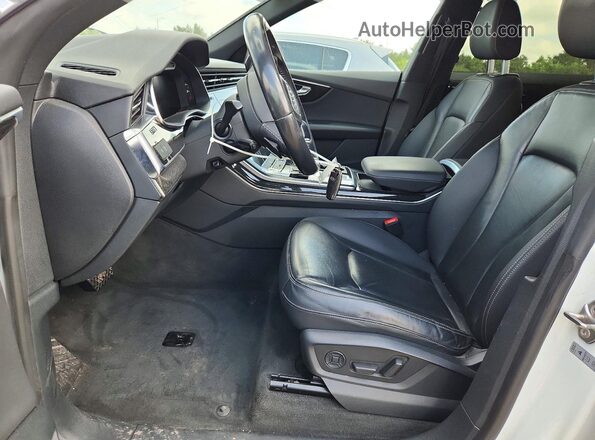 WA1AVAF1XKD019768 2019 AUDI Q8 White Սալոնի դիմացի տեսք