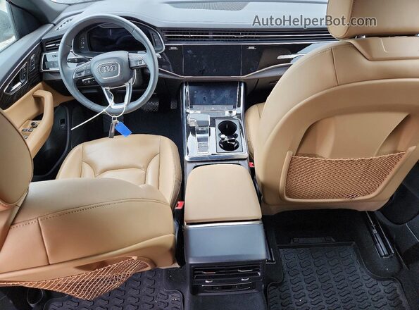 WA1AVBF18PD011181 2023 AUDI Q8 Black Vista del salpicadero