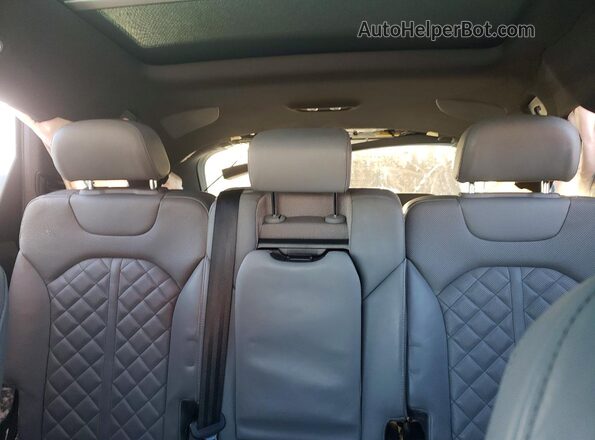 WA1AWAF71LD008547 2020 AUDI SQ7 White Rear seats view