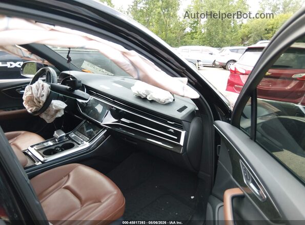WA1AXAF72MD000407 2021 AUDI Q7 Черный Вид салона спереди