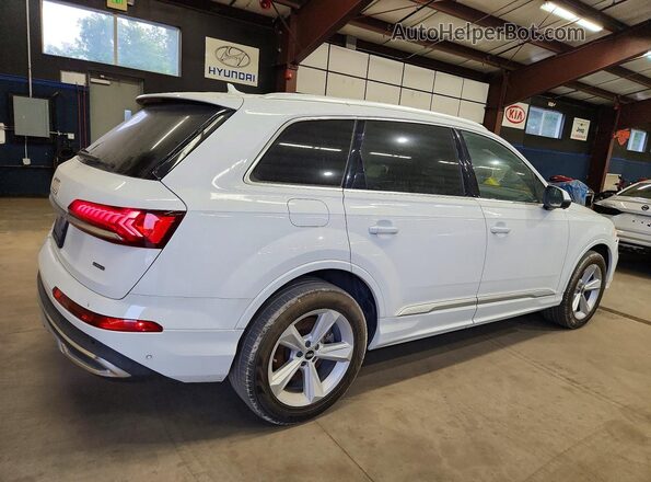 WA1AXAF72MD016963 2021 AUDI Q7 White უკანა მარჯვენა