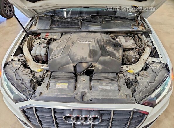 WA1AXAF72MD016963 2021 AUDI Q7 White ძრავის განყოფილების ხედი