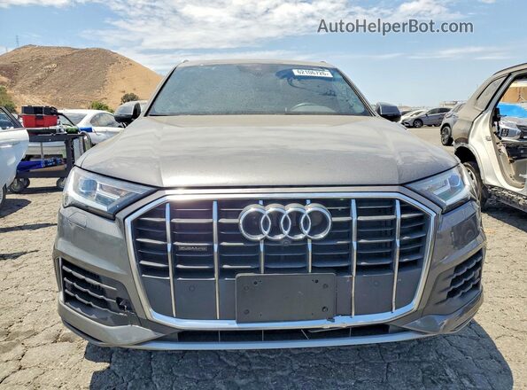 WA1AXAF73MD015417 2021 AUDI Q7 Charcoal Front view