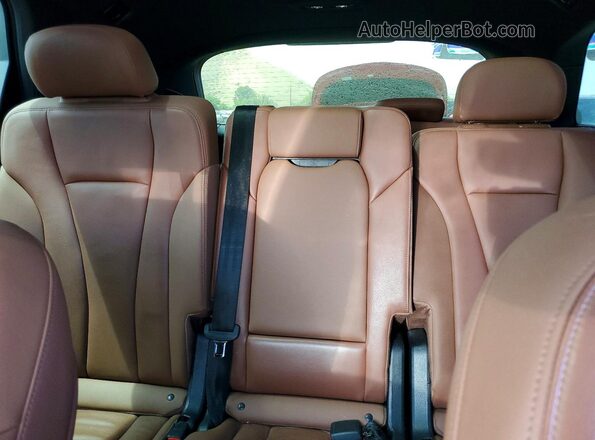 WA1AXAF73MD015417 2021 AUDI Q7 Charcoal Rear seats view