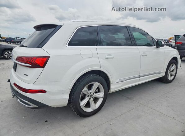 WA1AXAF79MD033114 2021 AUDI Q7 White Rear right