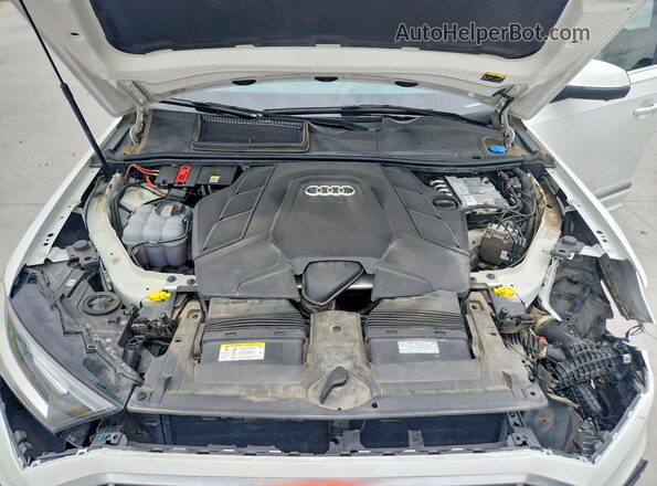 WA1AXAF79MD033114 2021 AUDI Q7 White Engine compartment view