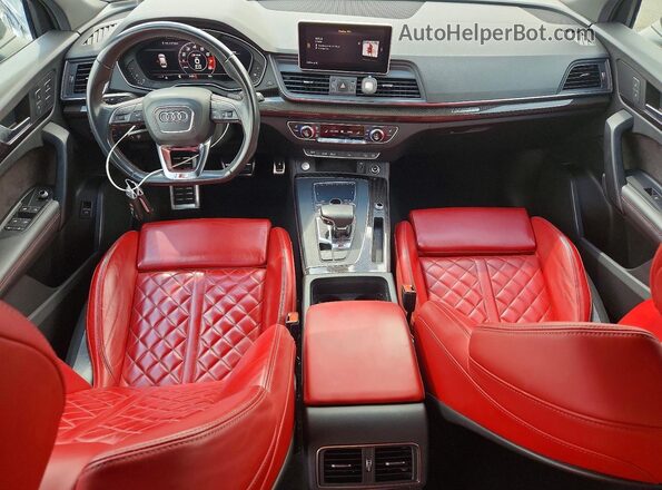 WA1B4AFY6K2040360 2019 AUDI SQ5 Серебряный Вид панели приборов
