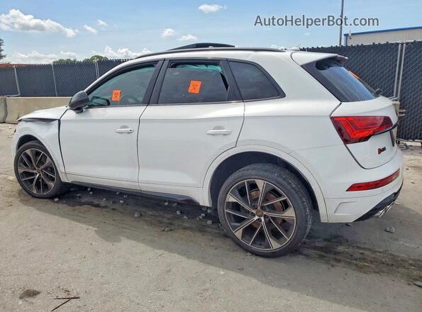 WA1B4AFY8R2124058 2024 AUDI SQ5 White Rear right