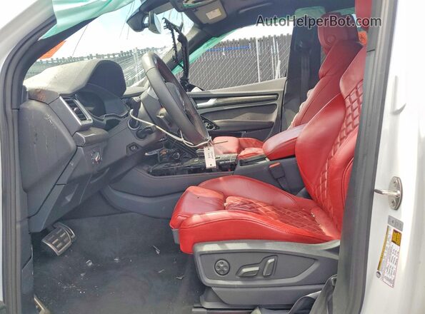 WA1B4AFY8R2124058 2024 AUDI SQ5 White Dashboard view