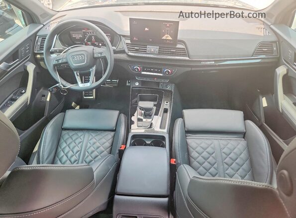 WA1B4AFY9S2051062 2025 AUDI SQ5 Gray Widok deski rozdzielczej