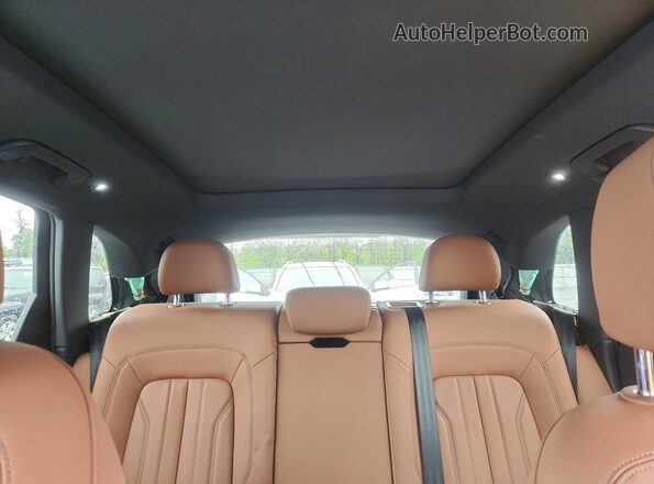 WA1BAAFY0M2016891 2021 AUDI Q5 Blue Widok tylnych siedzeń
