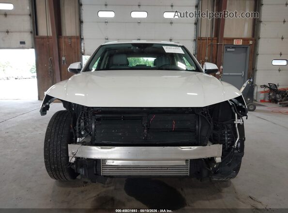 WA1BAAFY3M2065096 2021 AUDI Q5 Белый Вид задней части салона