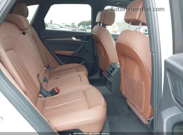 WA1BAAFY4M2020958 2021 AUDI Q5 White Vista de la etiqueta del VIN